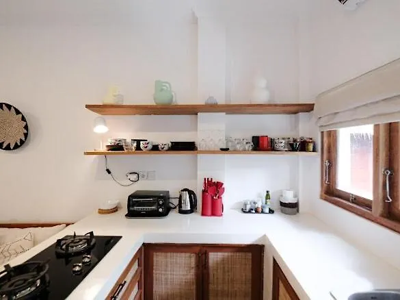 Lanehaus Pererenan Unit 2 アパート *